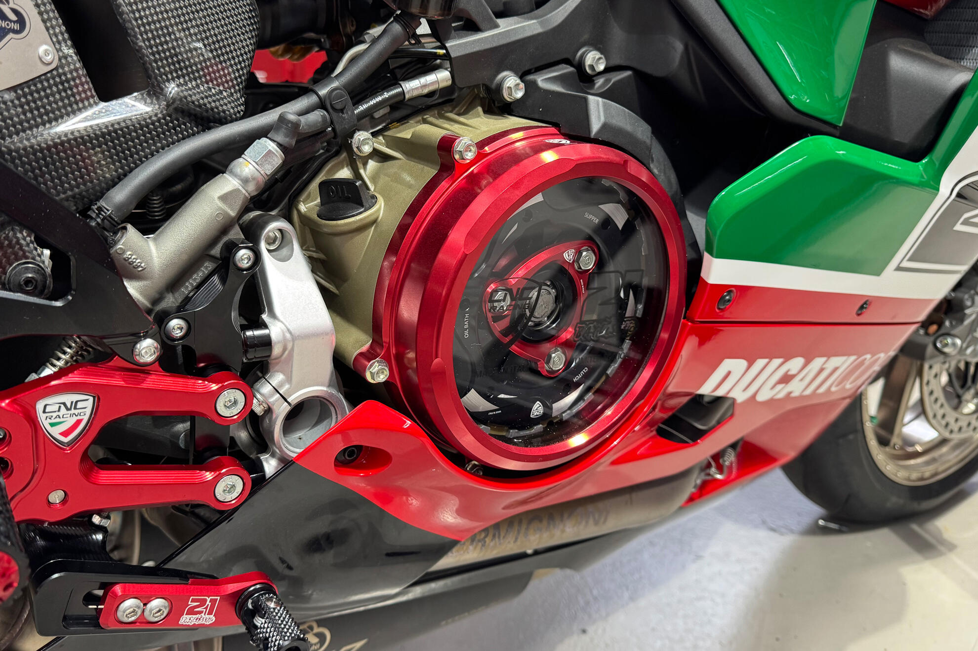 Clear oil bath clutch cover Ducati Panigale and Streetfighter V2