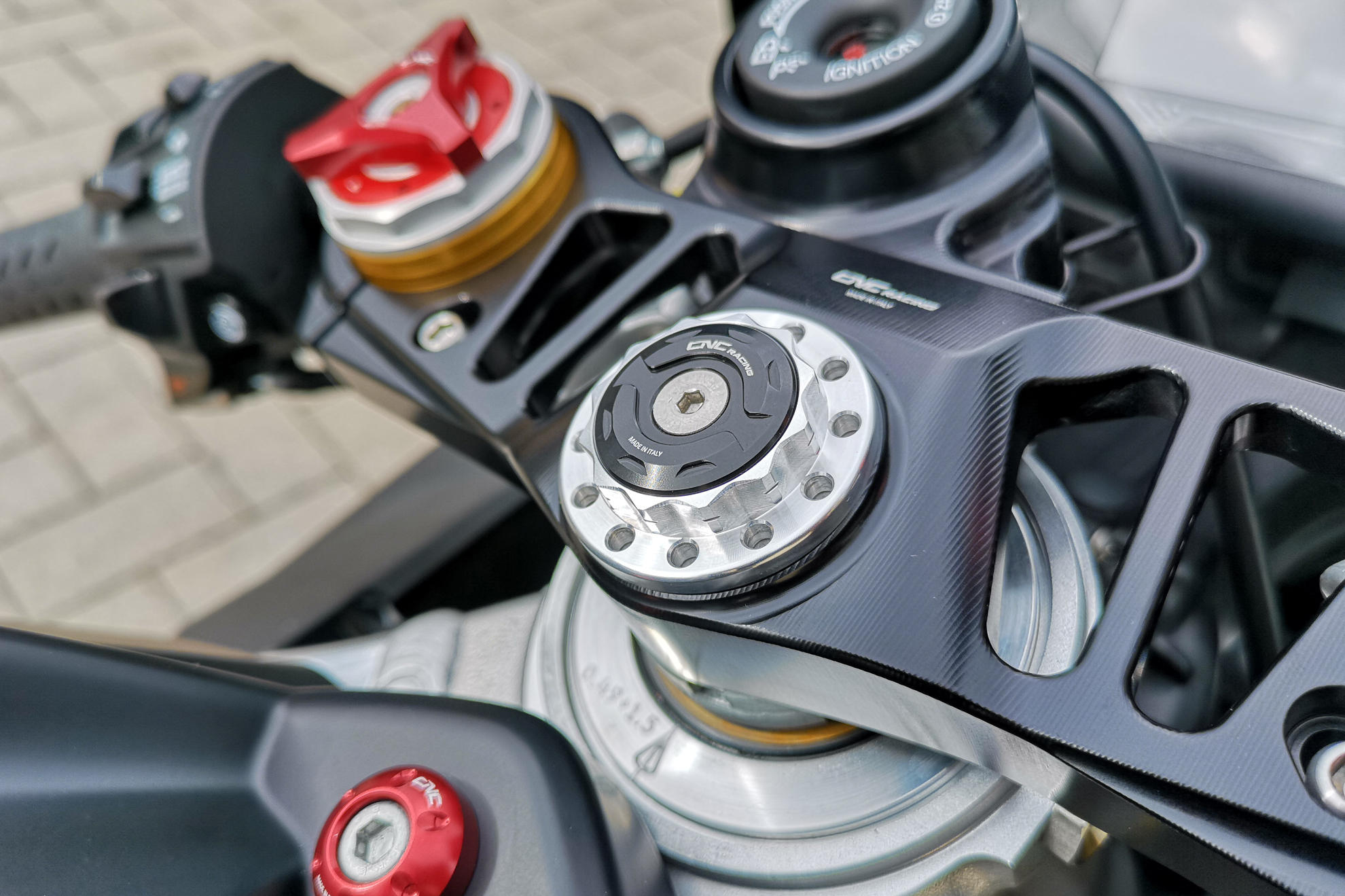 Steering stem top plate nut Aprilia | Cnc Racing