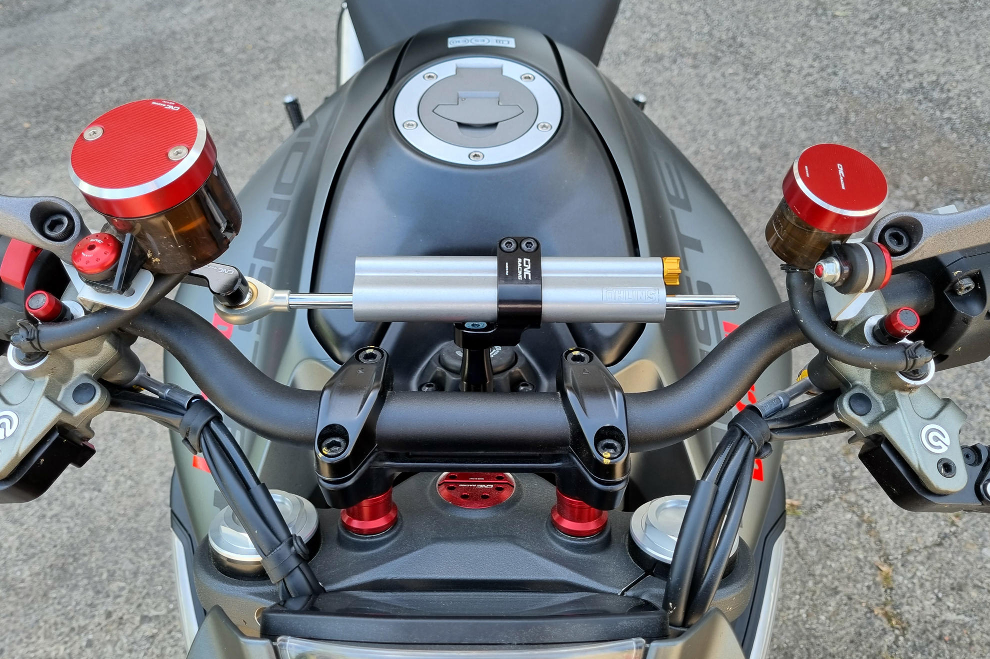 Steering damper kit Ducati Monster 937 Cnc Racing