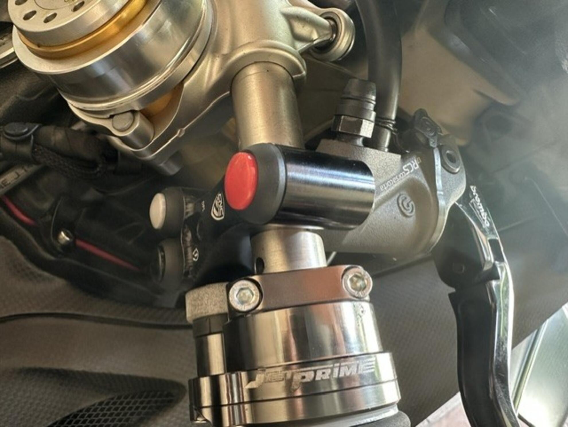 右側手把開關（適配 OEM 及 RCS Brembo 煞車總泵）