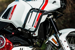 Paramotore Ducati DesertX in tubi di acciaio CNC Racing