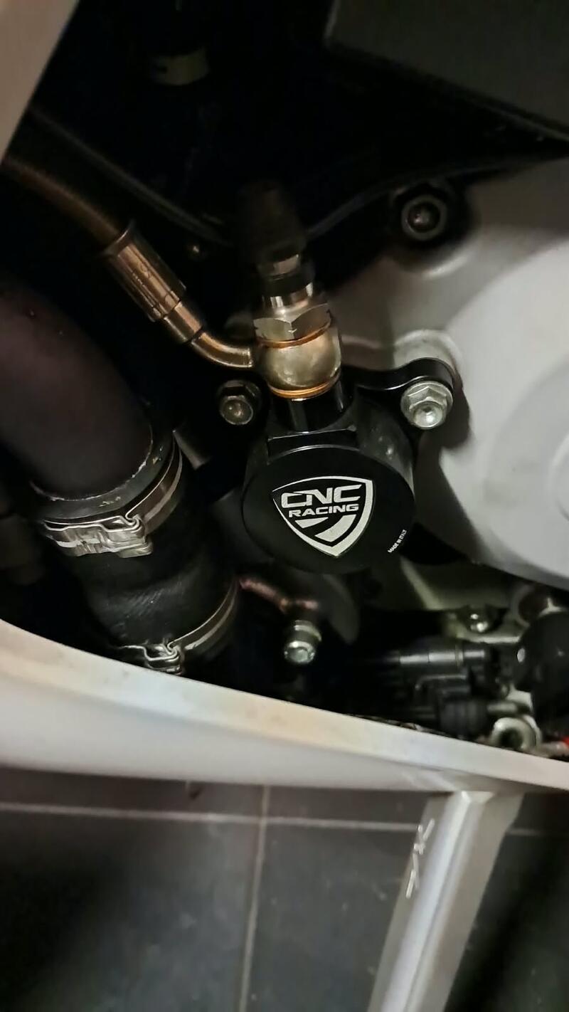 Attuatore frizione per MV Agusta con diametro 30,5 mm (&Oslash;30.5 mm)