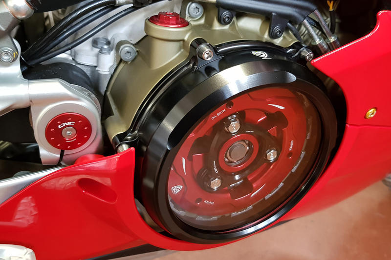 Pressure plate oil bath clutch Ducati with bearing Panigale Streetfighter Multistrada Diavel V4
