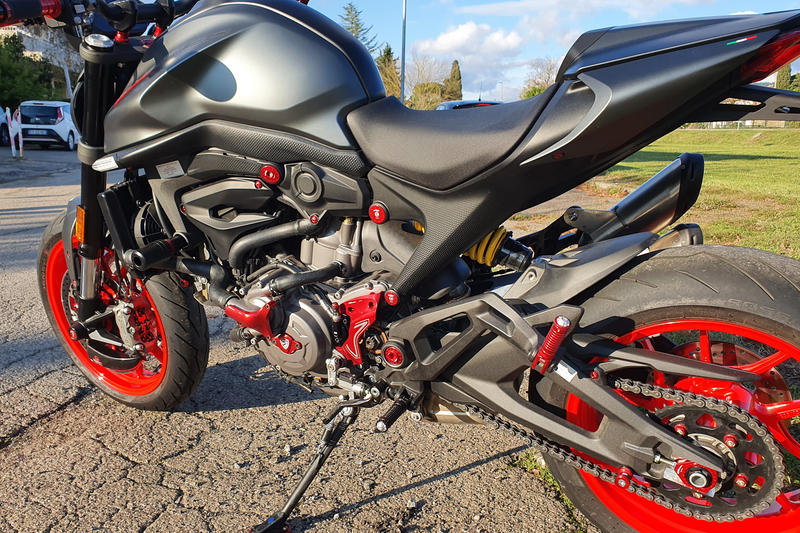 Front sprocket cover Ducati