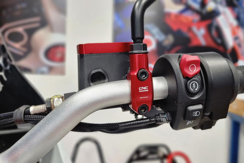 Brembo Master cylinder clamp with Mirror Mount thread M10 left