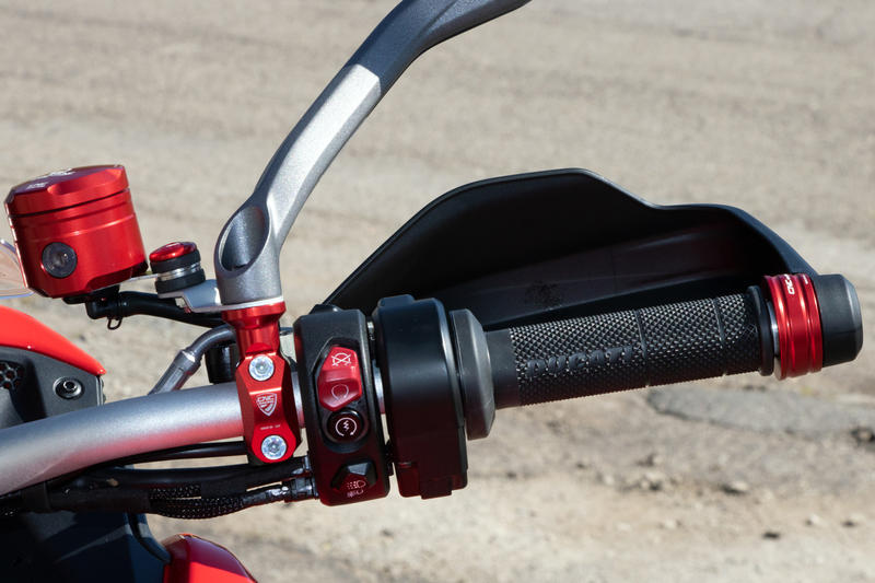 Handlebar ends for Ducati Multistrada V2 and V4