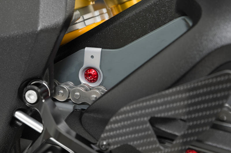Screw chain sliding shoe MV Agusta