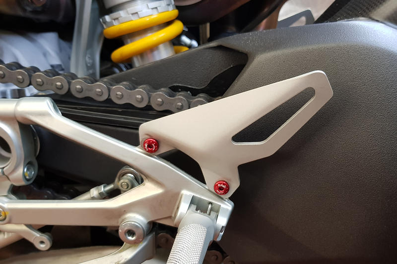 Screw set - OEM Heel guard Ducati panigale V4 - Streetfighter V4