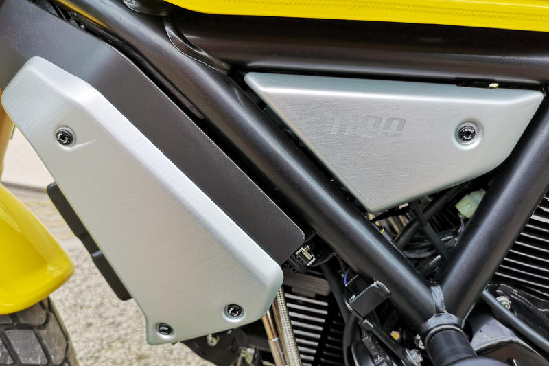 Side panels screw set Ducati Scrambler 1100