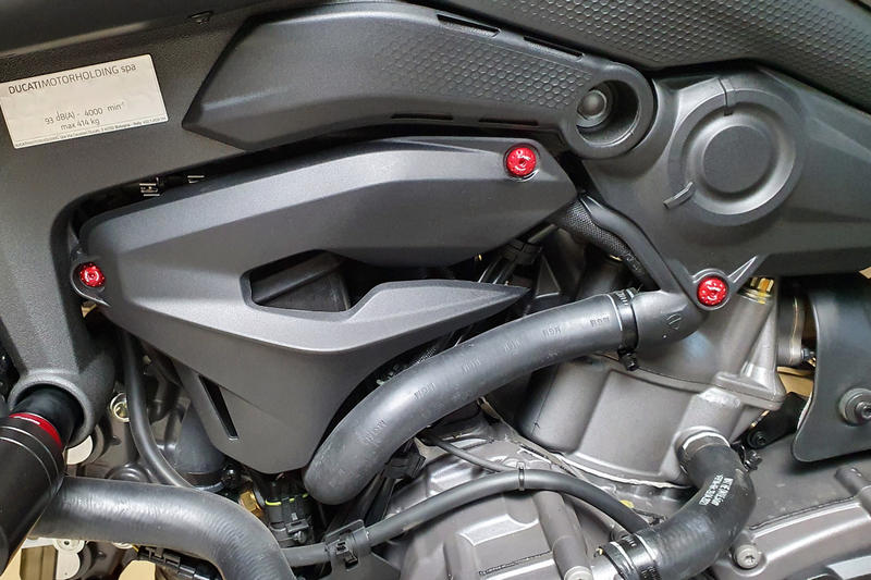 Kit Viti cover motore e vaso espansione Ducati Monster 937