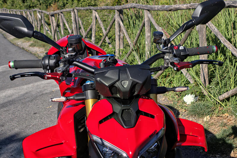 Handlebar ends Tricolore