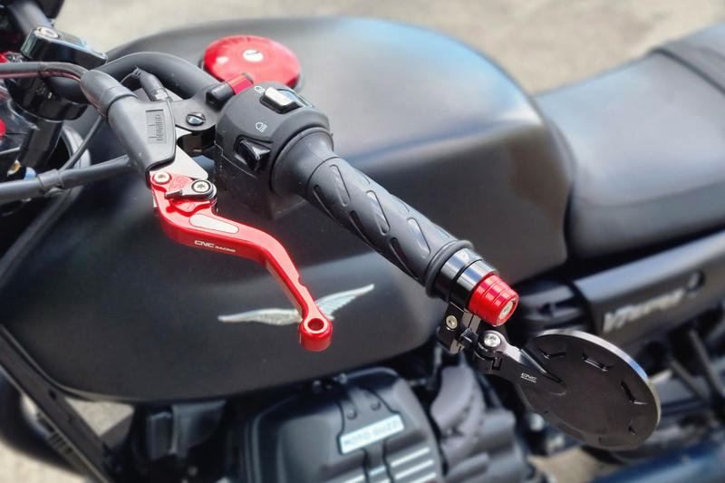 Adapter for bar-end mirrors Rocket/Evo on Moto Guzzi