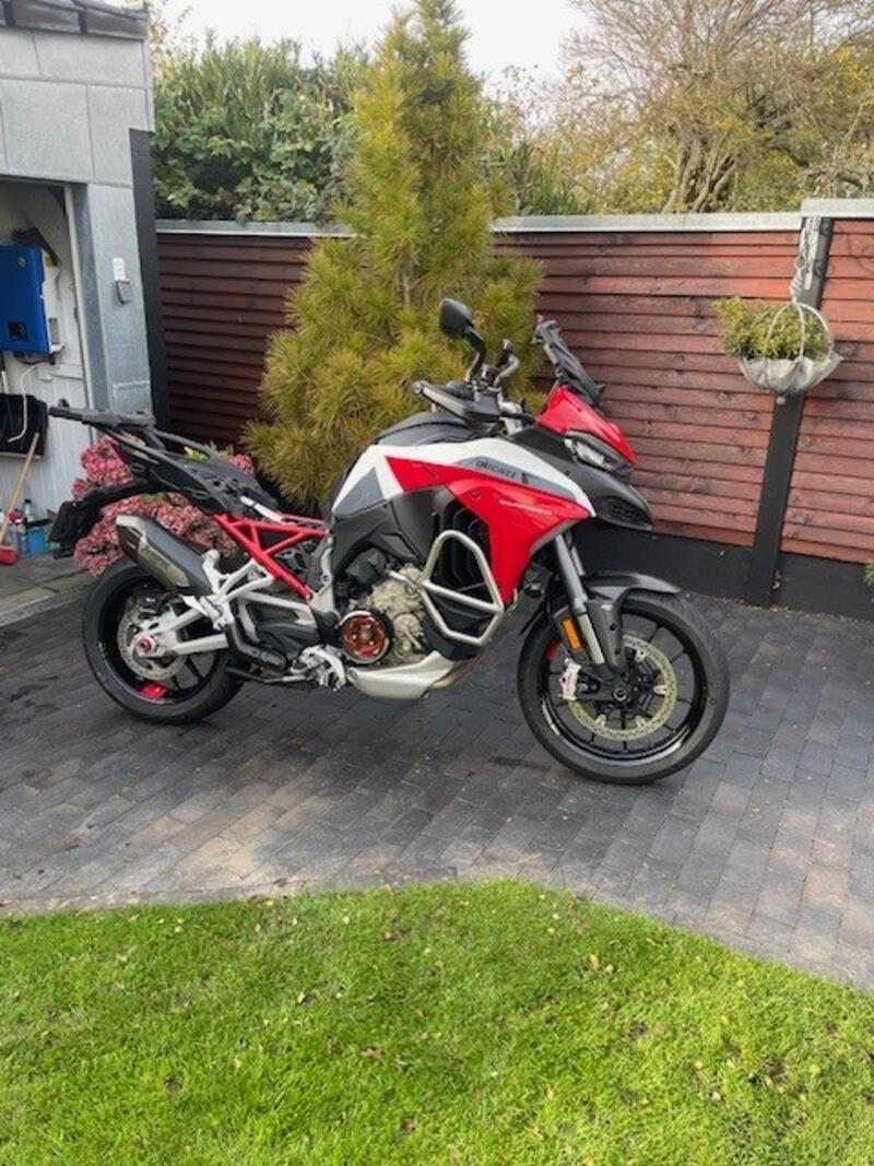 Carter trasparente per frizioni a olio Ducati Multistrada e Diavel V4 - Bicolore