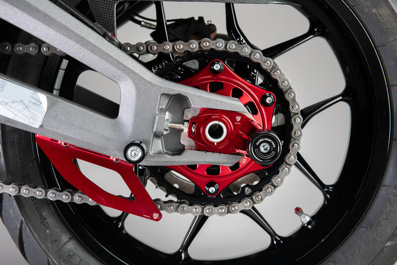 Dadi corona Ducati M8x1.25 6pz