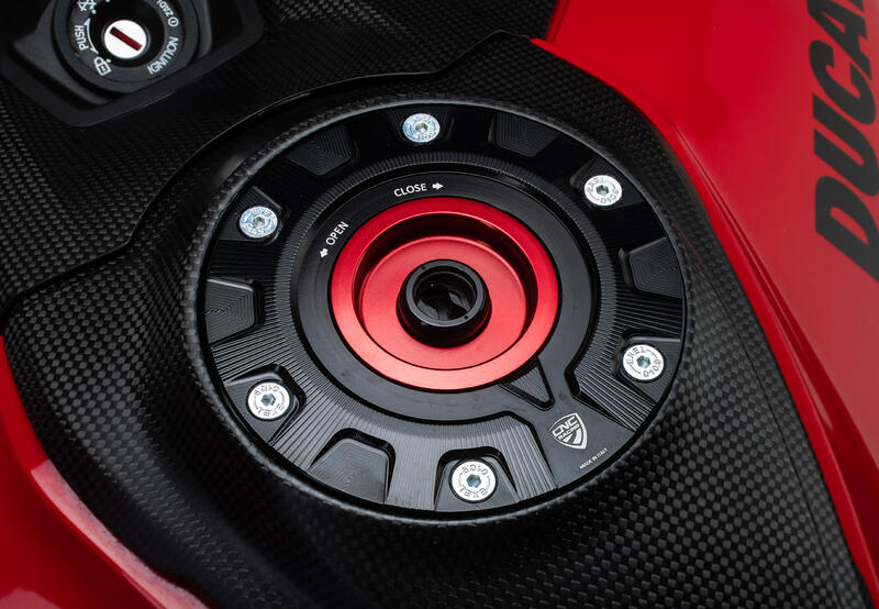 Fuel tank cap - Fast Key plug