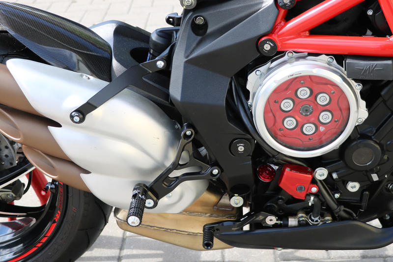 Adjustable rider rearsets MV Agusta Brutale