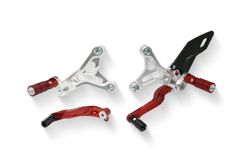 Adjustable rider rearsets MV Agusta Brutale