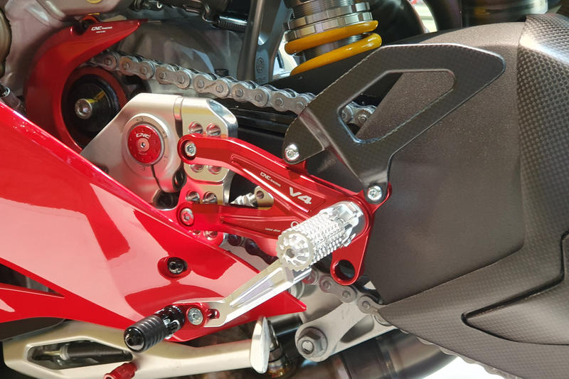 Adjustable rear sets RPS Ducati Panigale V4 - Carbon - Pramac Racing Limited Edition