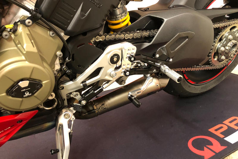 Pedane regolabili Ducati Streetfighter V4 Carbon - Pramac Racing Limited Edition