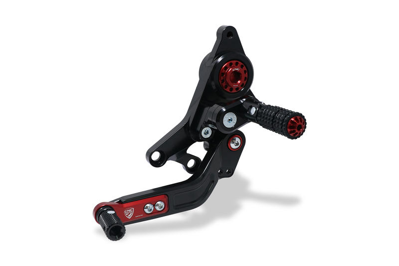 Adjustable rear sets rider Ducati Hypermotard 950 | Cnc Racing