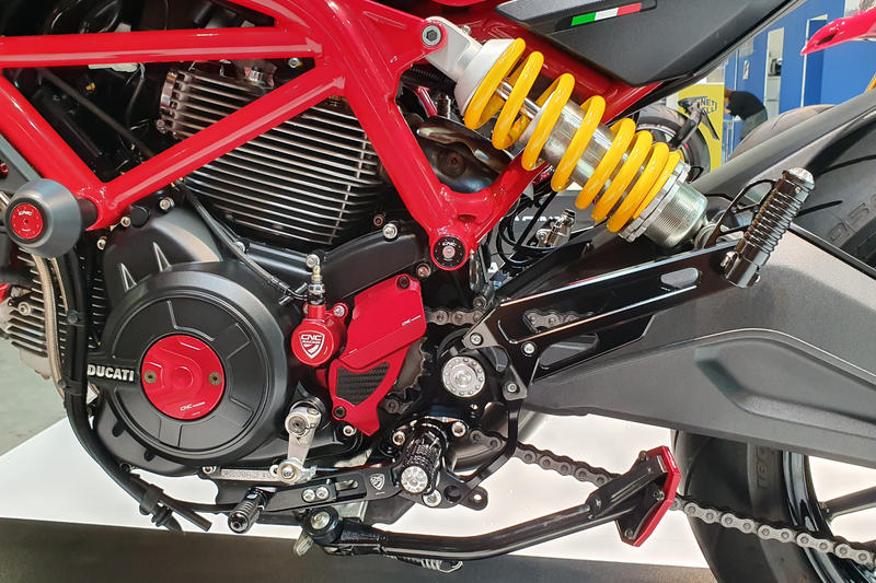 Adjustable rear sets Ducati | Cnc Racing