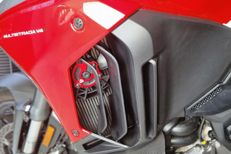 Radiator fan protector Ducati Multistrada V4