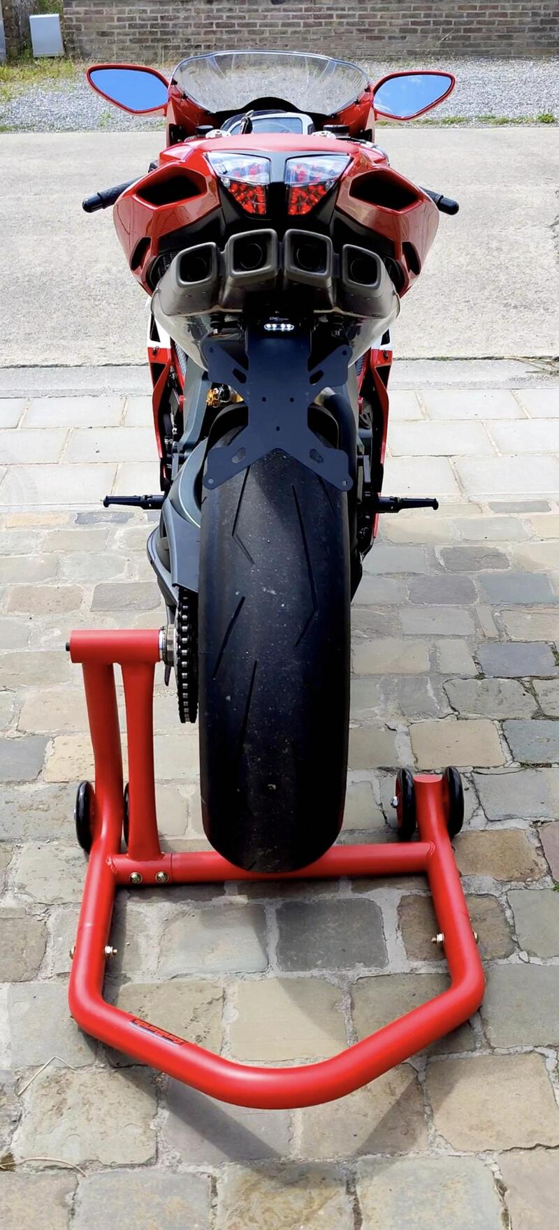 Porta targa regolabile per MV Agusta F4