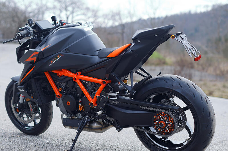 Adjustable License Plate Holder Kit KTM Super Duke 1390 R