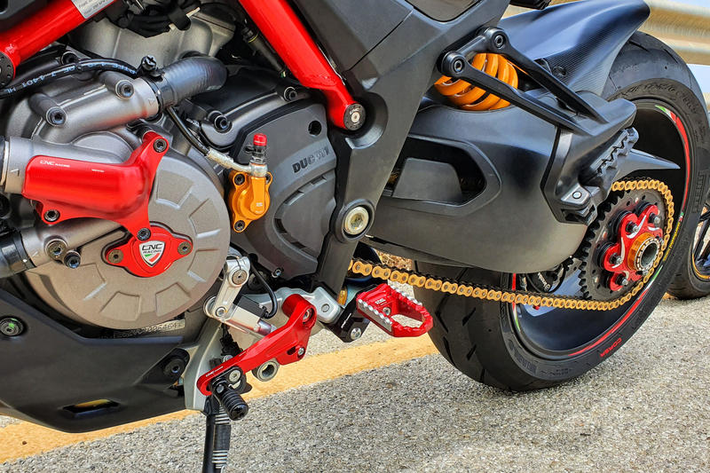 Gear/Rear brake levers kit Ducati Multistrada - SLIDE