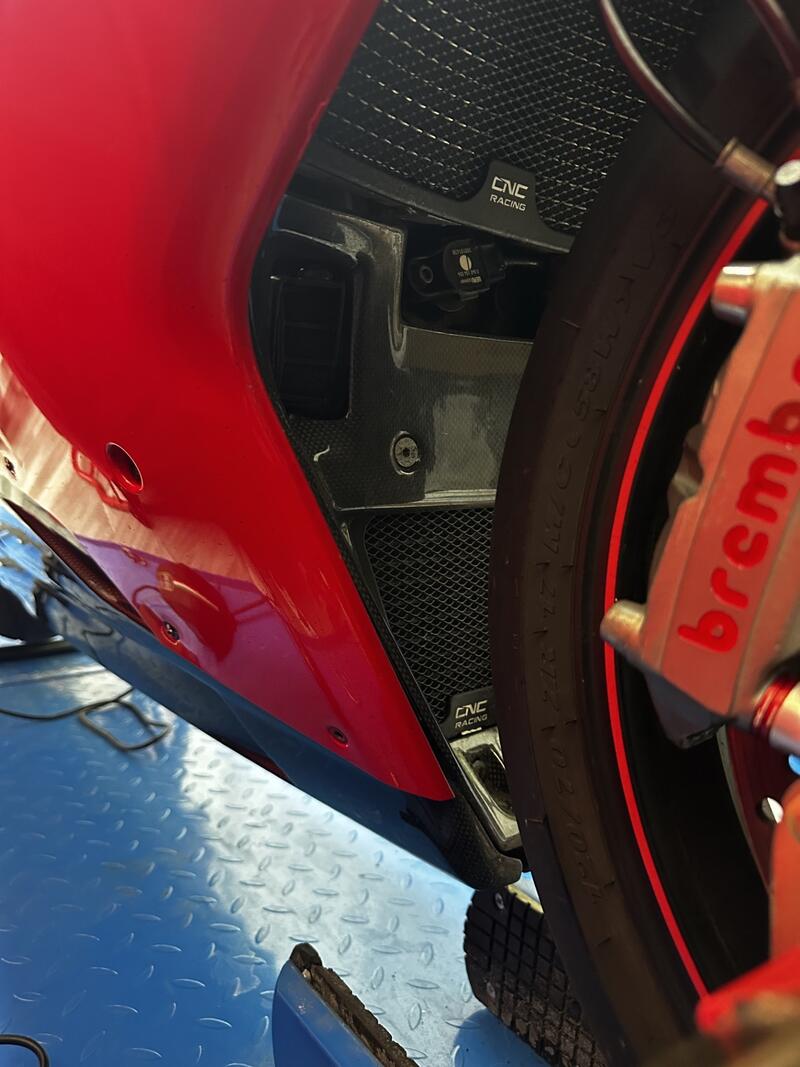 Radiator guard protection for Ducati 848, 1098 and 1198