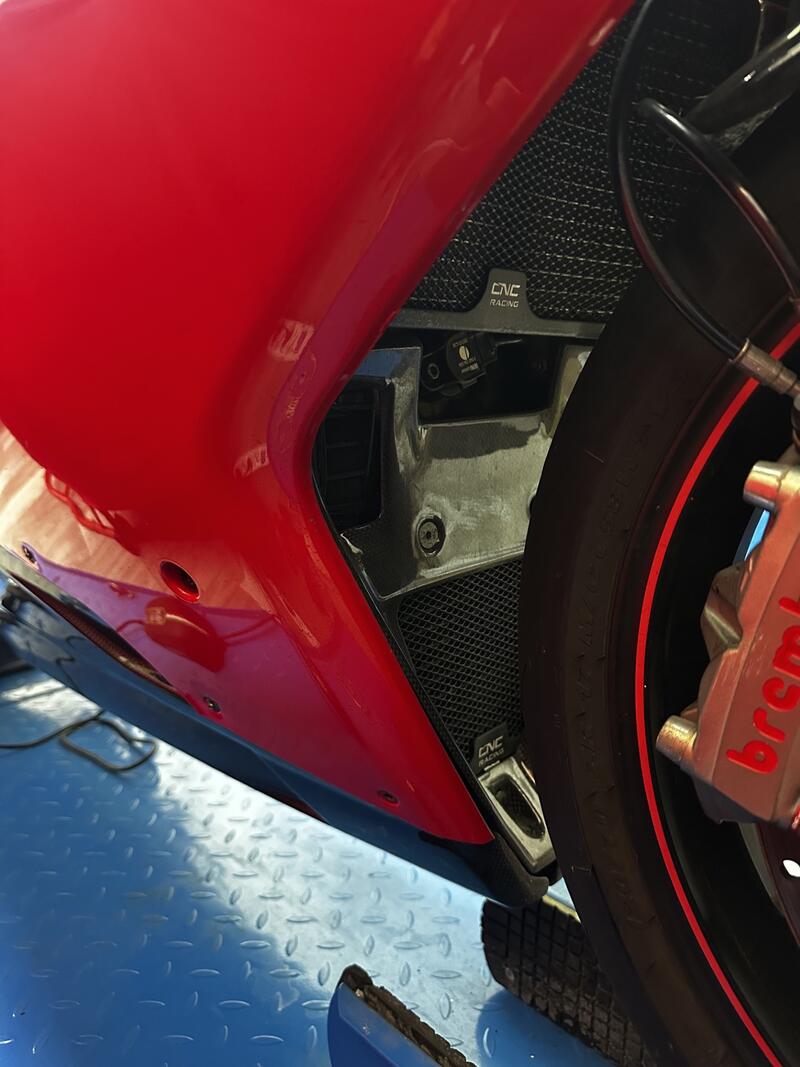 Radiator guard protection for Ducati 848, 1098 and 1198