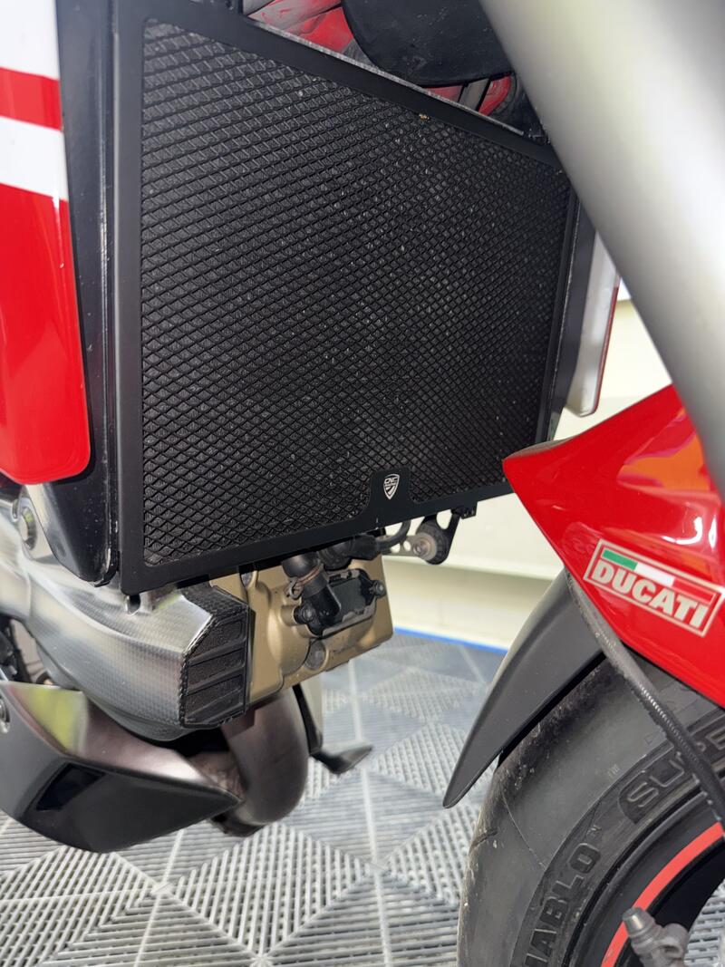 Radiator guard protection Ducati Multistrada 1200