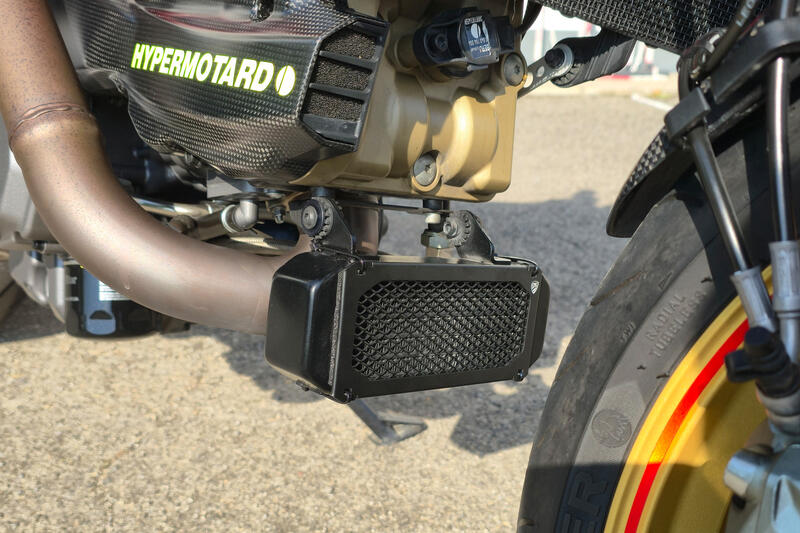 Griglia radiatore olio Ducati Hypermotard 939/950