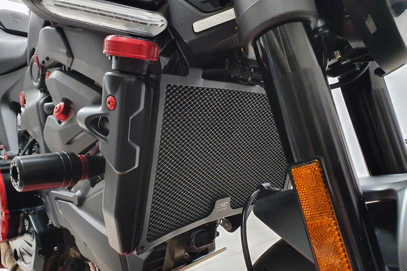 Radiator guard Ducati Monster 937