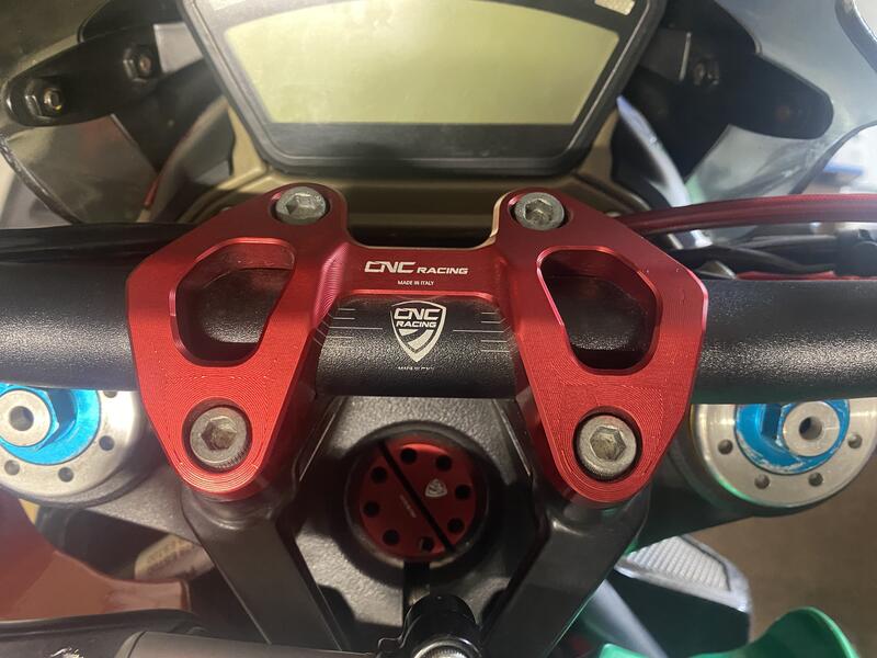 Riser superiore per Ducati Streetfighter 848 e 1098
