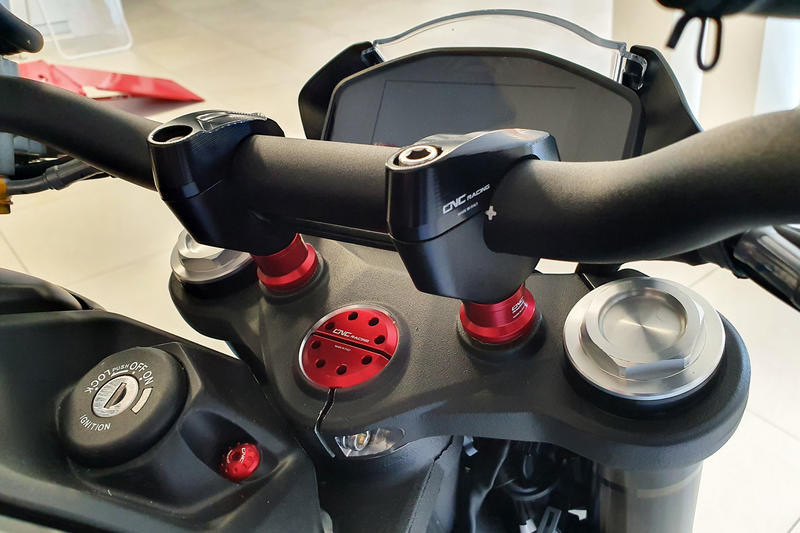 Handlebar upper clamp kit Ducati Monster 937