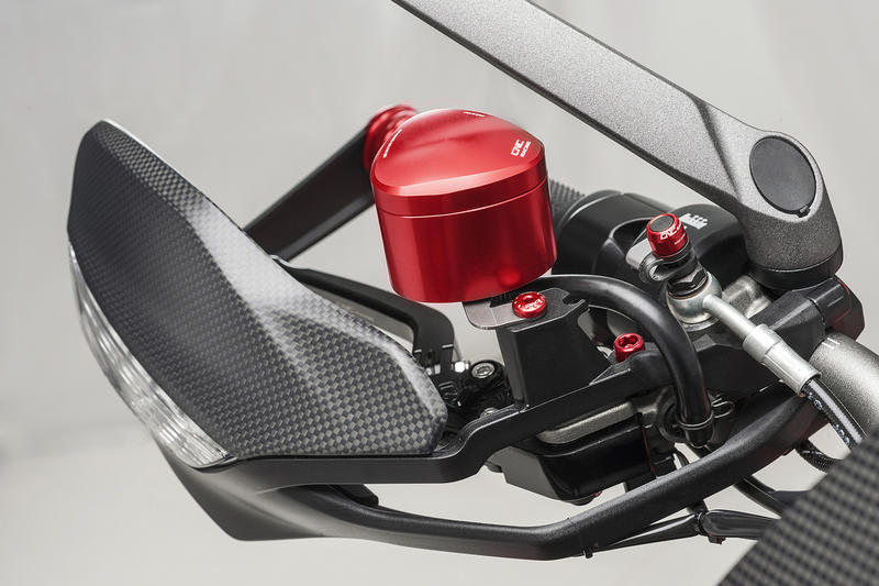 Fluid reservoir front brake 25 ml REBEL