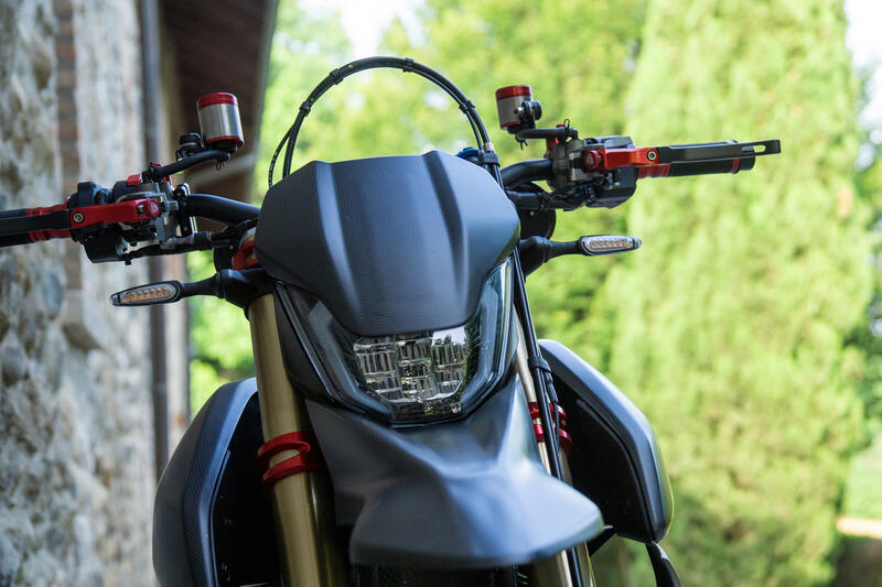 Fluid tank 25 ml for front brake - Titanium
