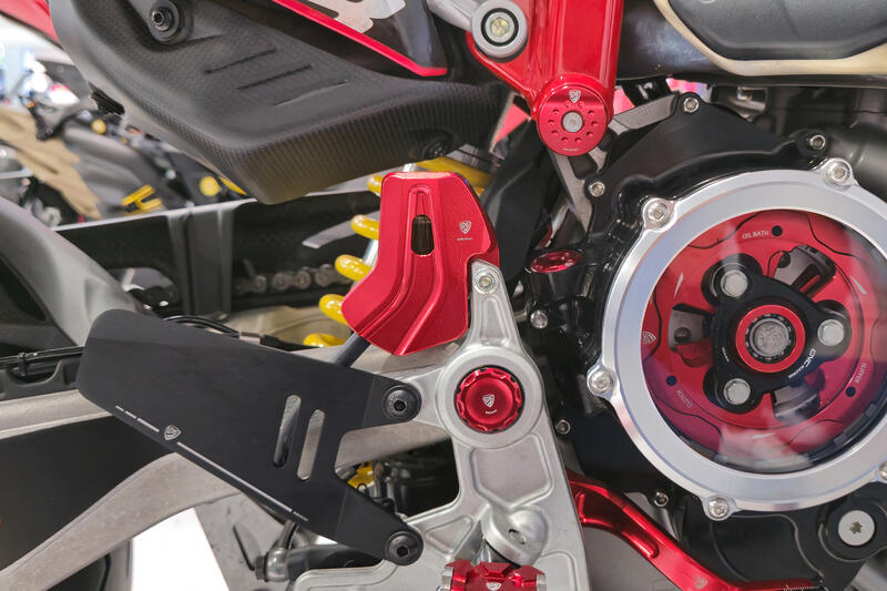Supporto serbatoio fluido freno posteriore Ducati Hypermotard 698 Mono
