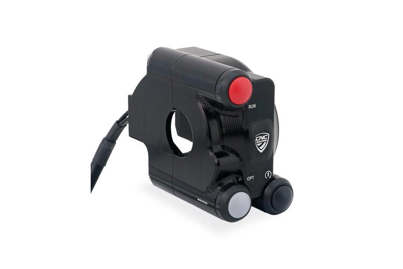 Right handlebar switch on throttle control unit cover Ducati