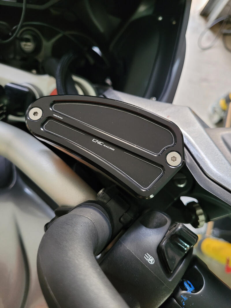 Tappo serbatoio fluido freno anteriore MV Agusta 