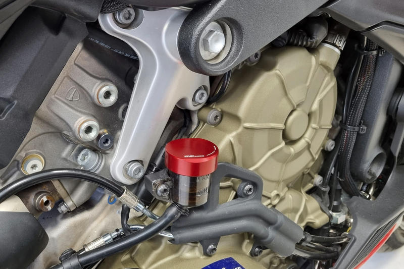 REAR BRAKE FLUID RESERVOIR M34X4 - TOUCH