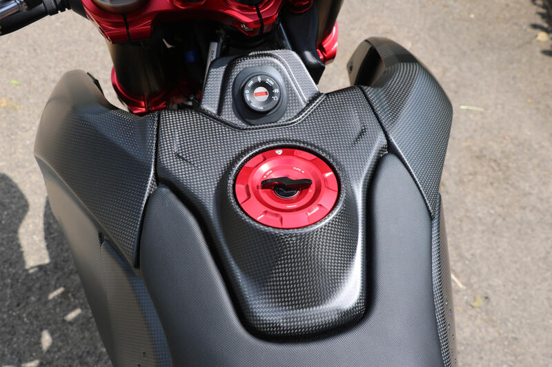 Cover serbatoio Ducati Hypermotard 698 Mono - carbonio