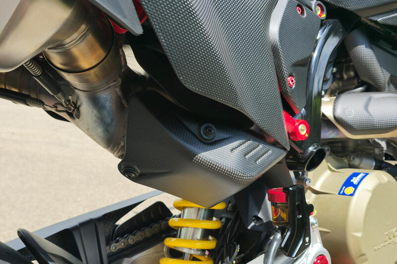 Paracalore posteriore Ducati Hypermotard 698 Mono - carbonio