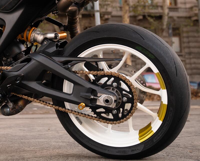 Upper chain guard Ducati Monster 937 - Carbon