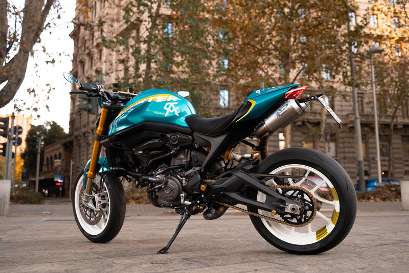 Upper chain guard Ducati Monster 937 - Carbon