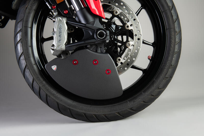 GP Ducts EVO &ndash; Raffreddamento Freni in Carbonio Opaco per Ducati Multistrada V2 MY2025