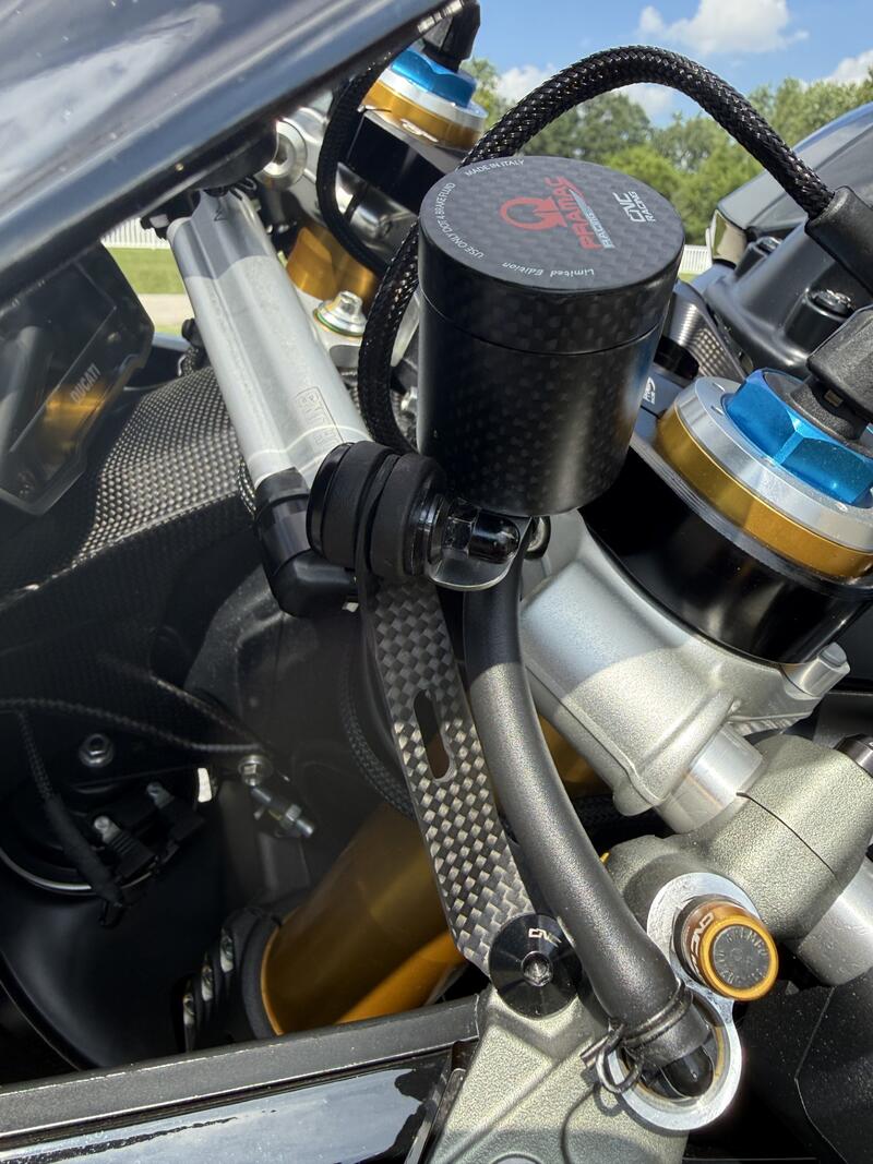 Oil tank bracket brake clutch carbon for Ducati Panigale