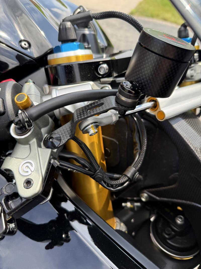 Oil tank bracket brake clutch carbon for Ducati Panigale