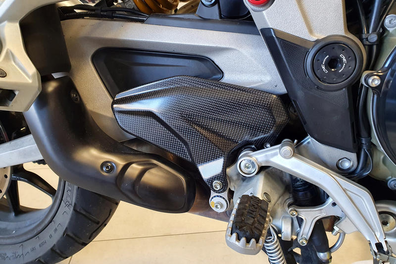 Heel guard kit Ducati Multistrada V4 - Carbon
